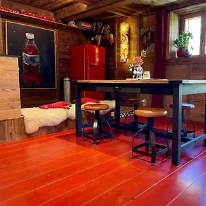 https://appartement-vue-mont-blanc-chalet-a-megeve.hotels-rhonealpes.com